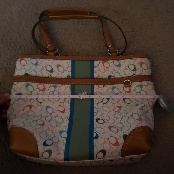 Coach Heritage Chelsea Tote Bag With Multicolored Signature Logo - Picture 10 of 13